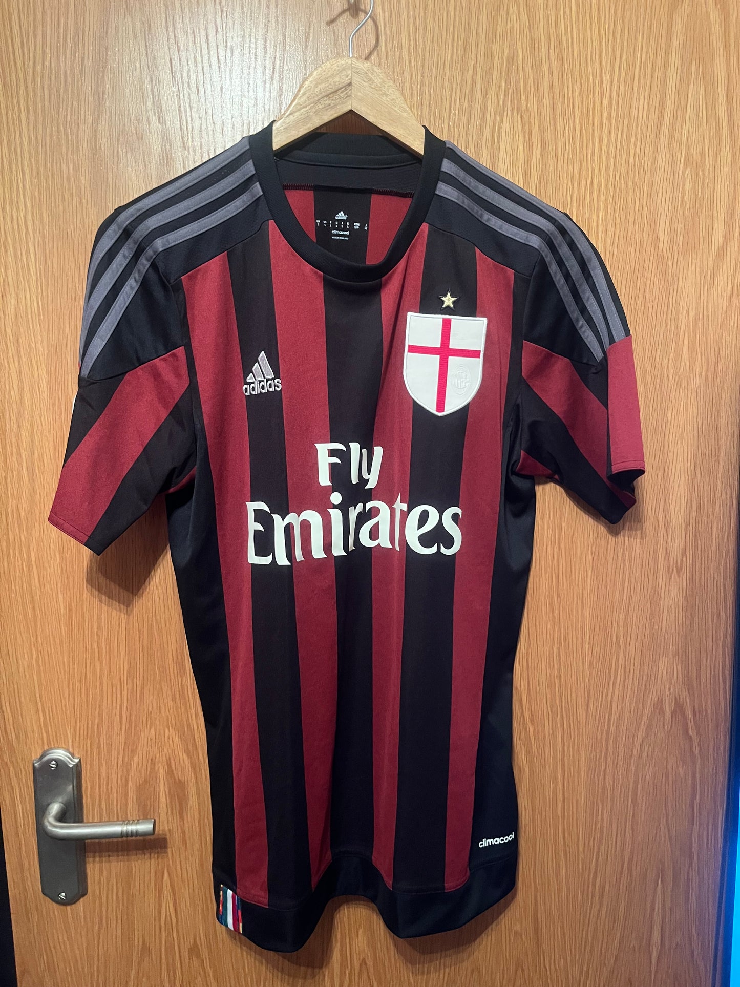 AC Milan 2015/2016 Home Football Shirt Small - Stephan El Shaarawy