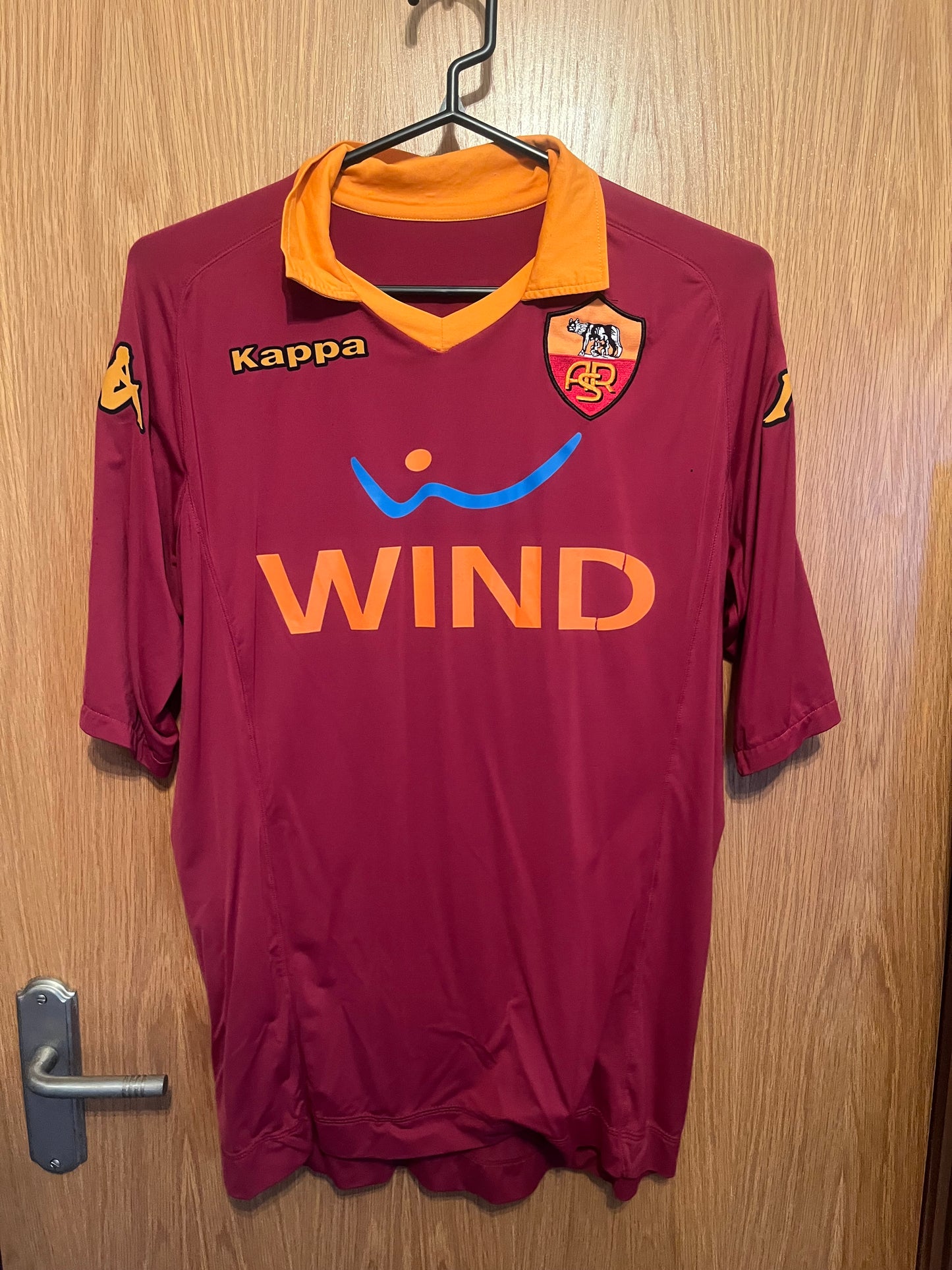 AS Roma 2012/2013 Home Footnall Shirt Large - Fits Small - Francesco Totti