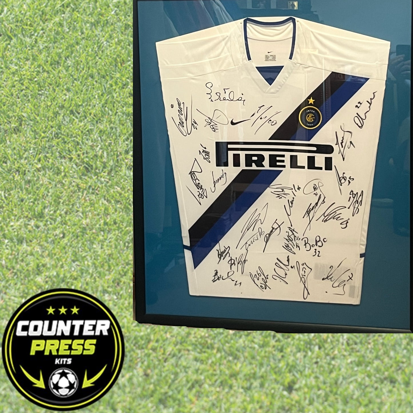 Inter Milan 2002/2003 Away Football Shirt Large - Squad Signed + Framed