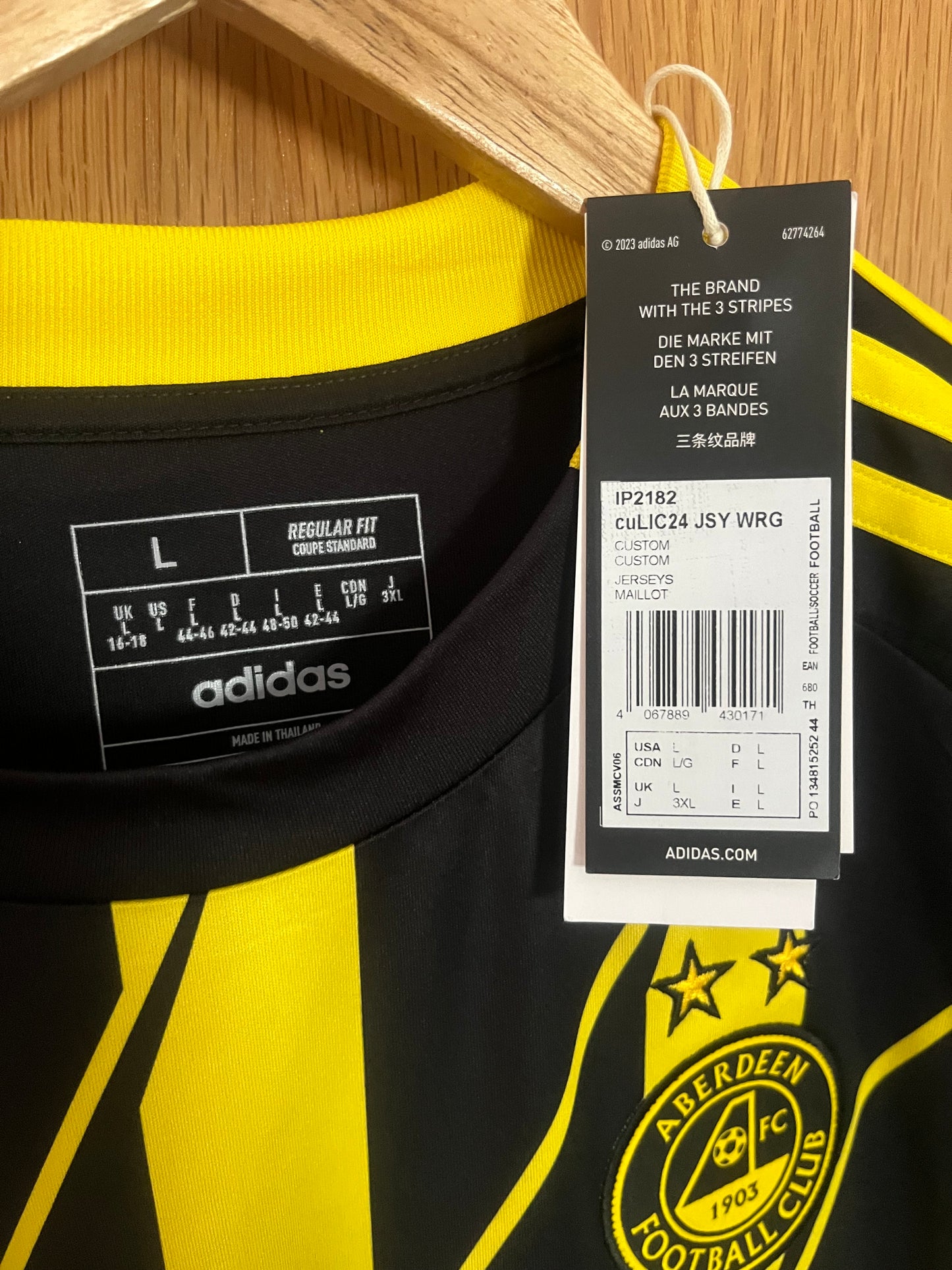 Aberdeen 2024/2025 Away Football Shirt Large - BNWT - Squad Signed