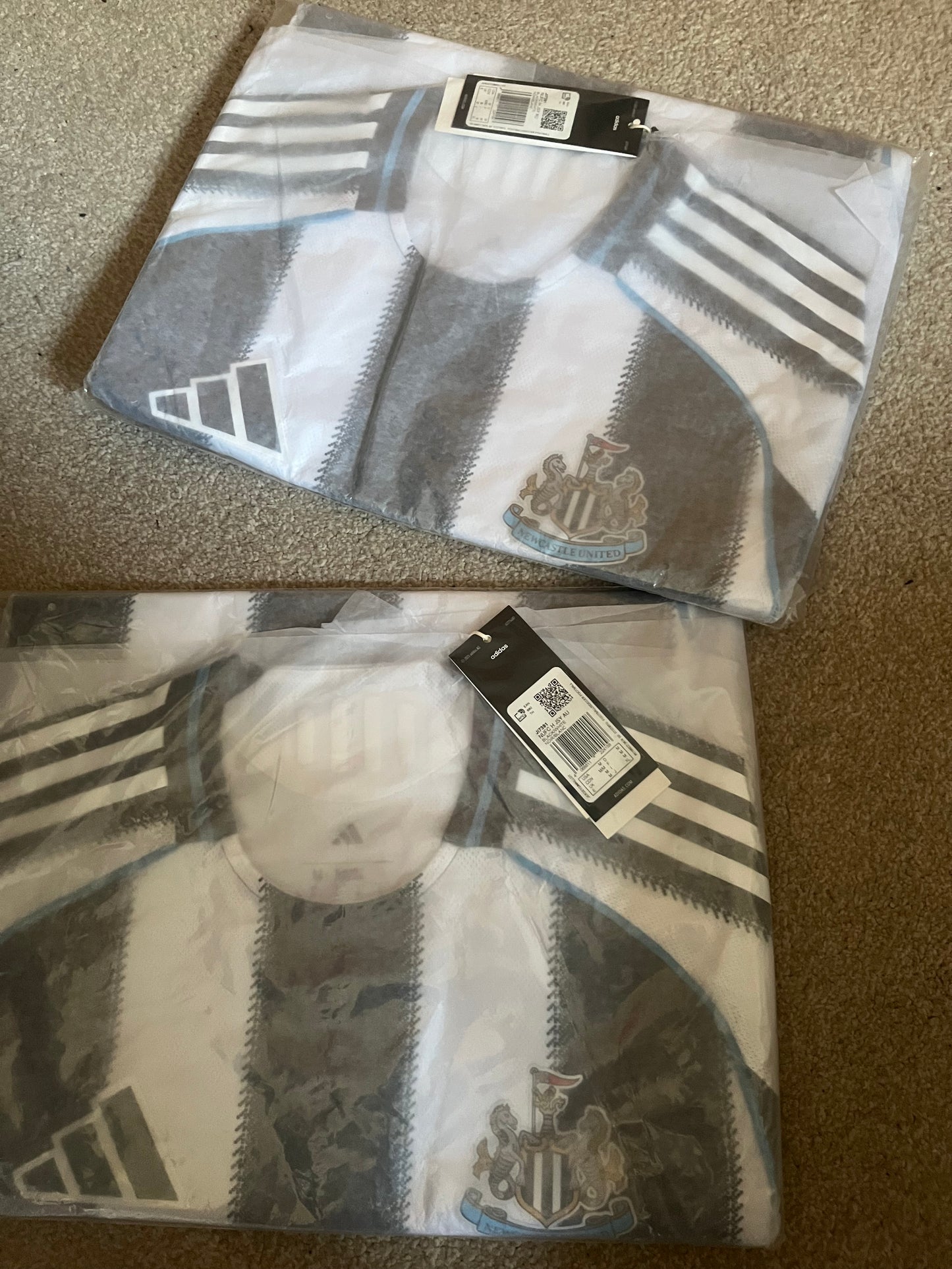 Newcastle United 2025/2026 Home Football Shirt Medium - Heat.RDY - BNWT/BNIB