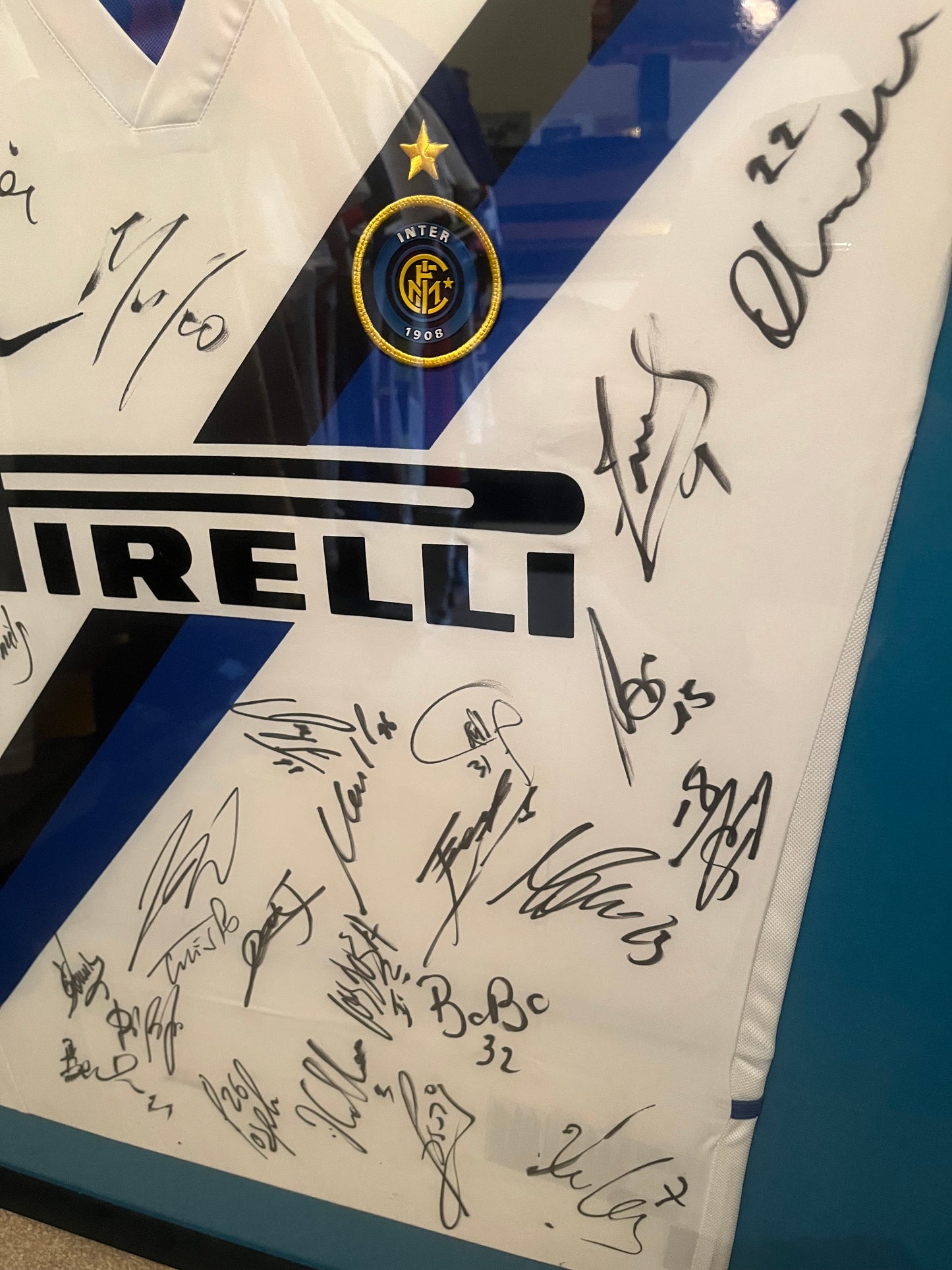 Inter Milan 2002/2003 Away Football Shirt Large - Squad Signed + Framed