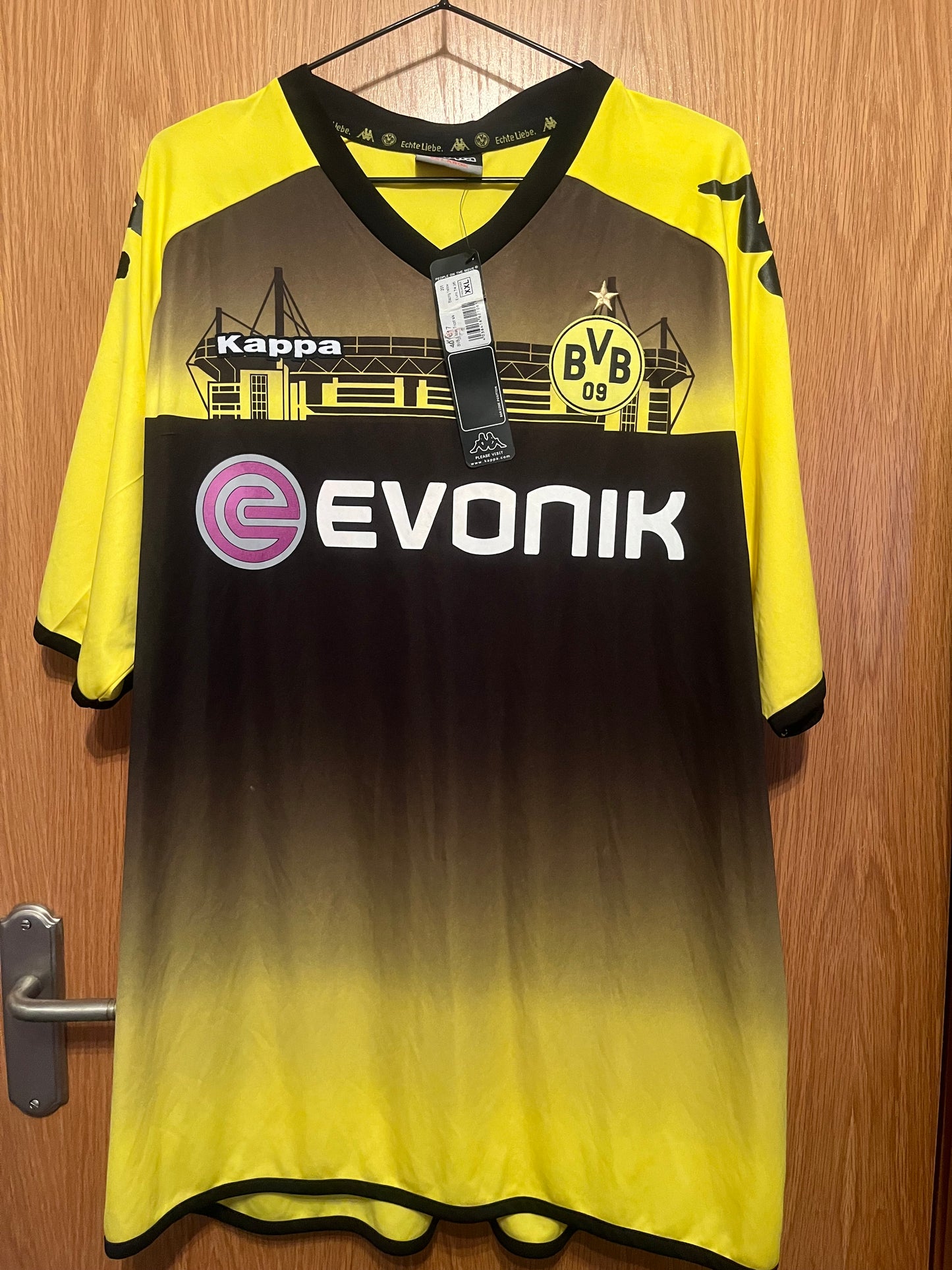 Borussia Dortmund 2011/2012 Special Edition Home Football Shirt 2XL - Fits XL - Mario Götze - BNWT
