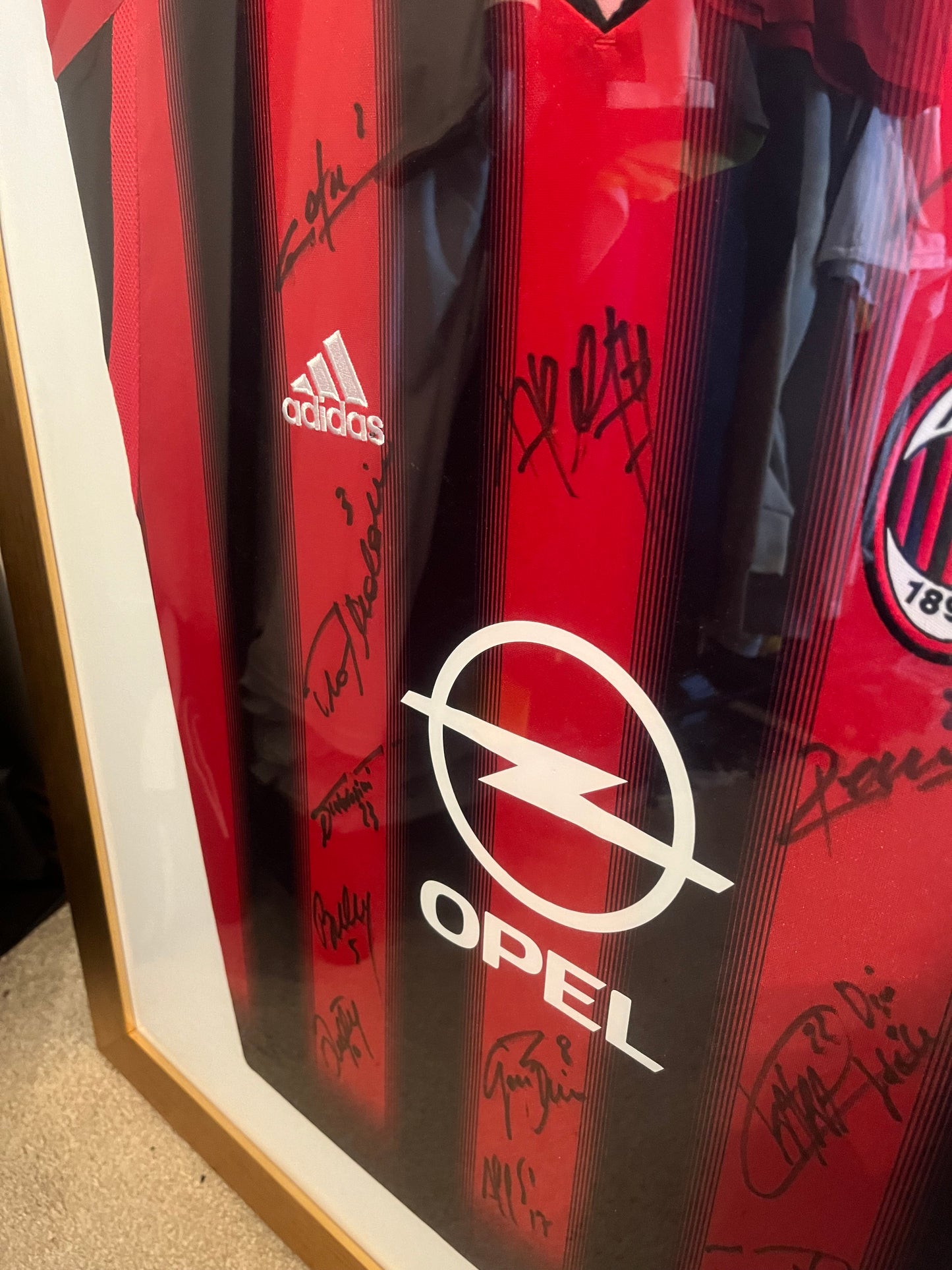 AC Milan 2004/2005 Home Football Shirt Extra Large - Squad Signed + Framed