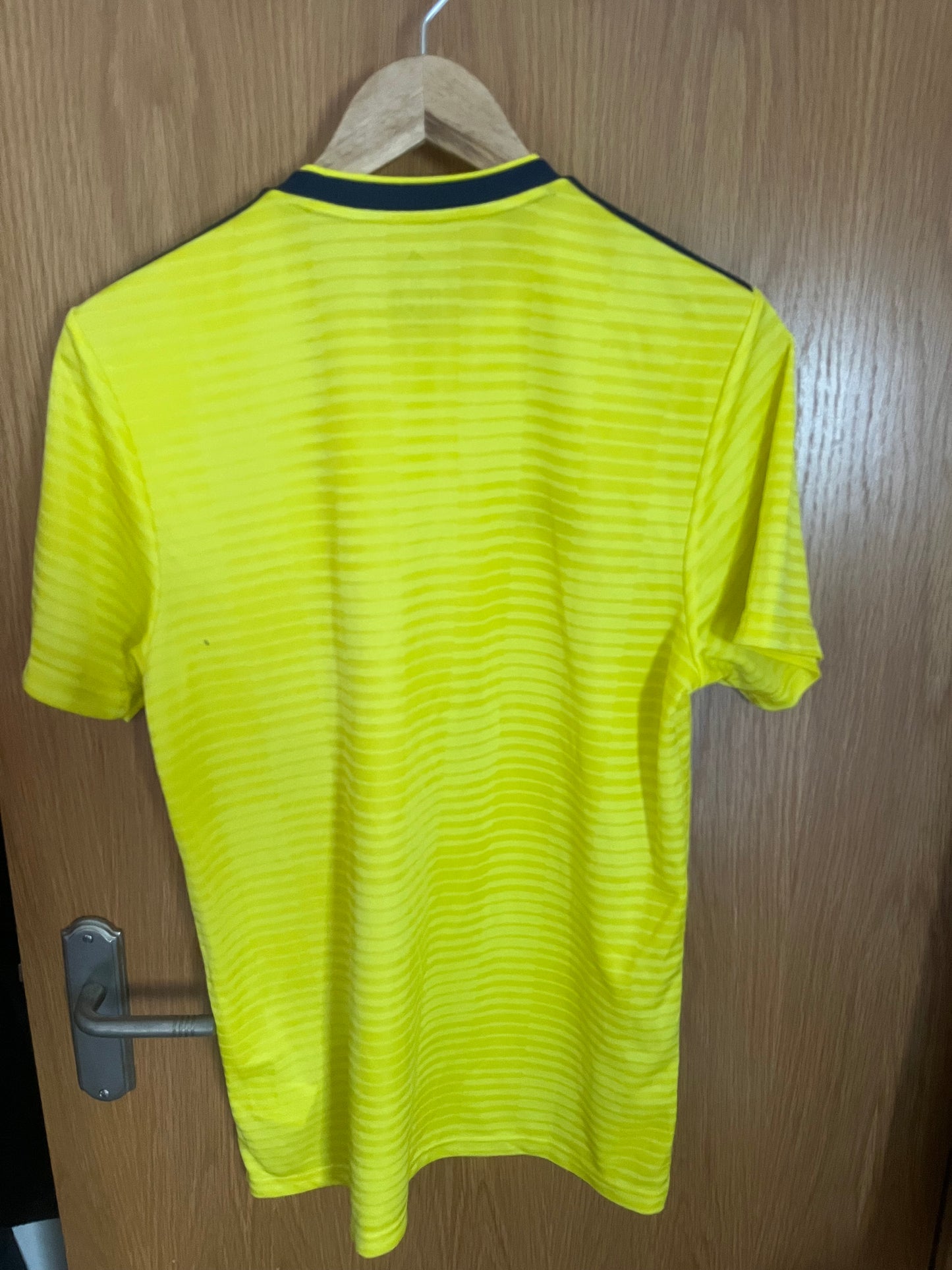 Scotland 2017/2018 Away Football Shirt Medium - Multi Signed