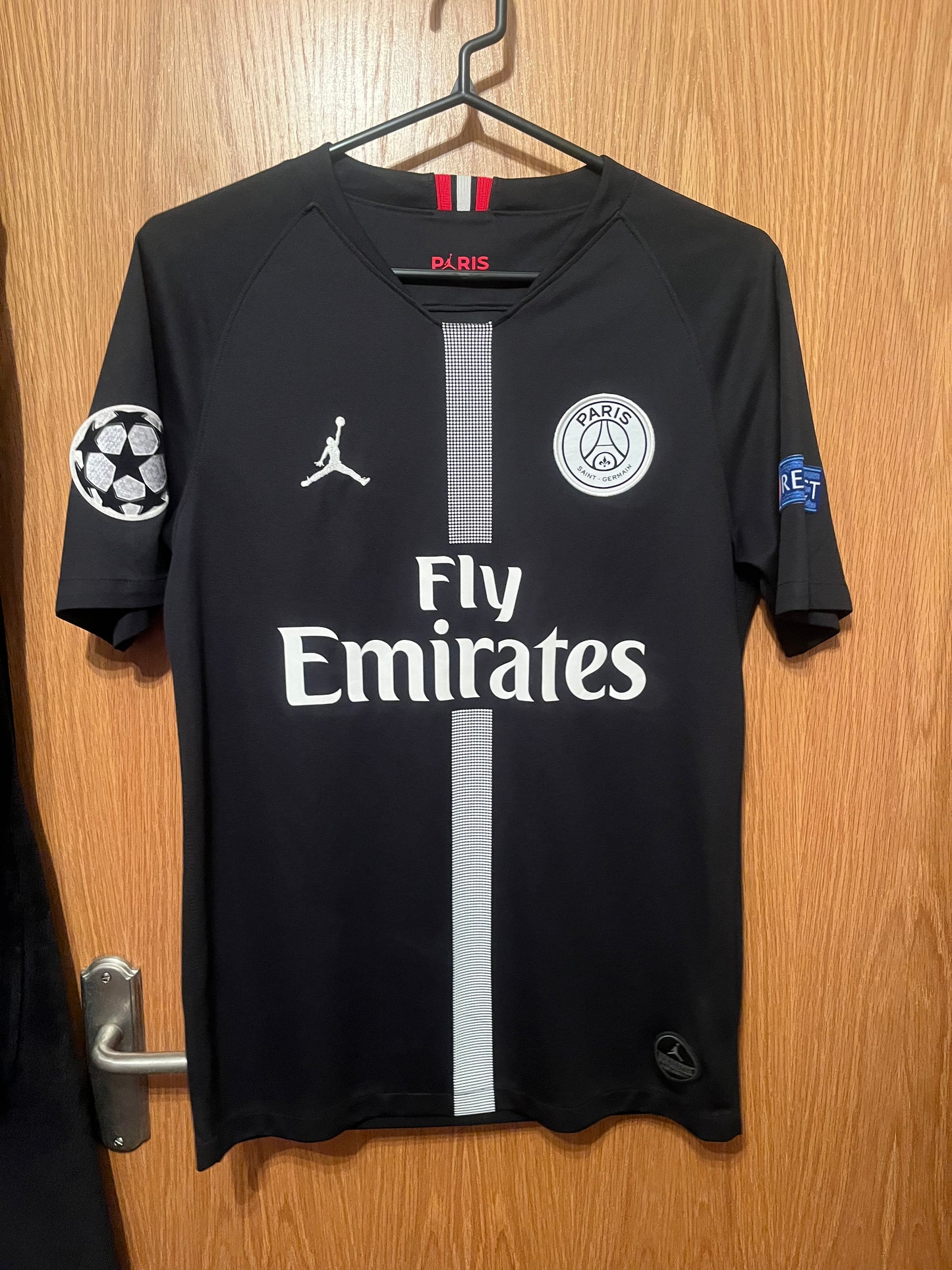 Paris Saint Germain 2018/2019 Third Football Shirt Small - Kylian Mbappe