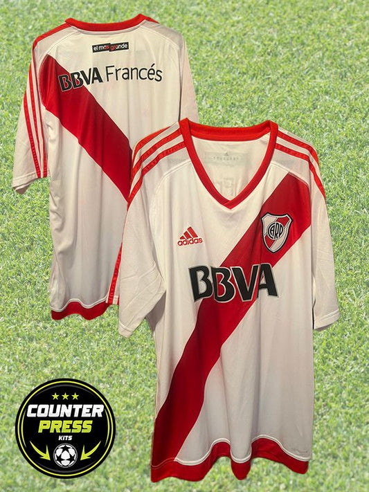 River Plate 2016/2017 Home Football Shirt Extra Large