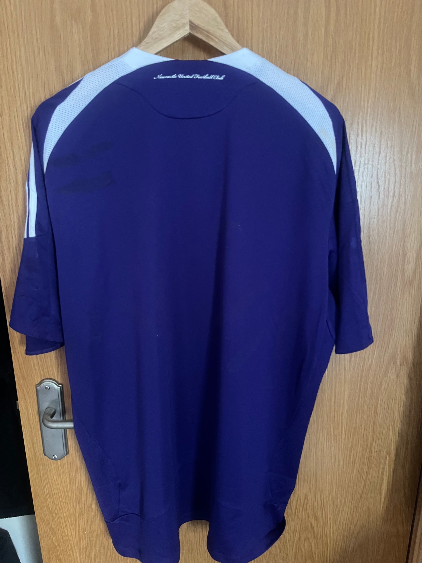 Newcastle United 2008/2009 Away Football Shirt Extra Large - Squad Signed