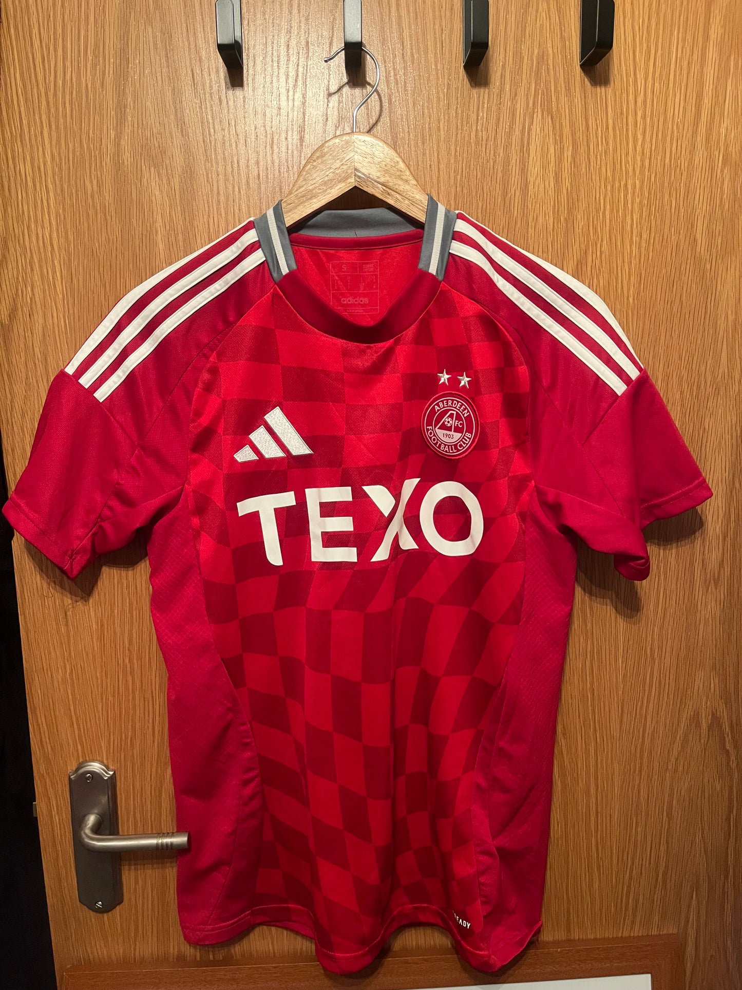 Aberdeen 2024/2025 Home Football Shirt Small
