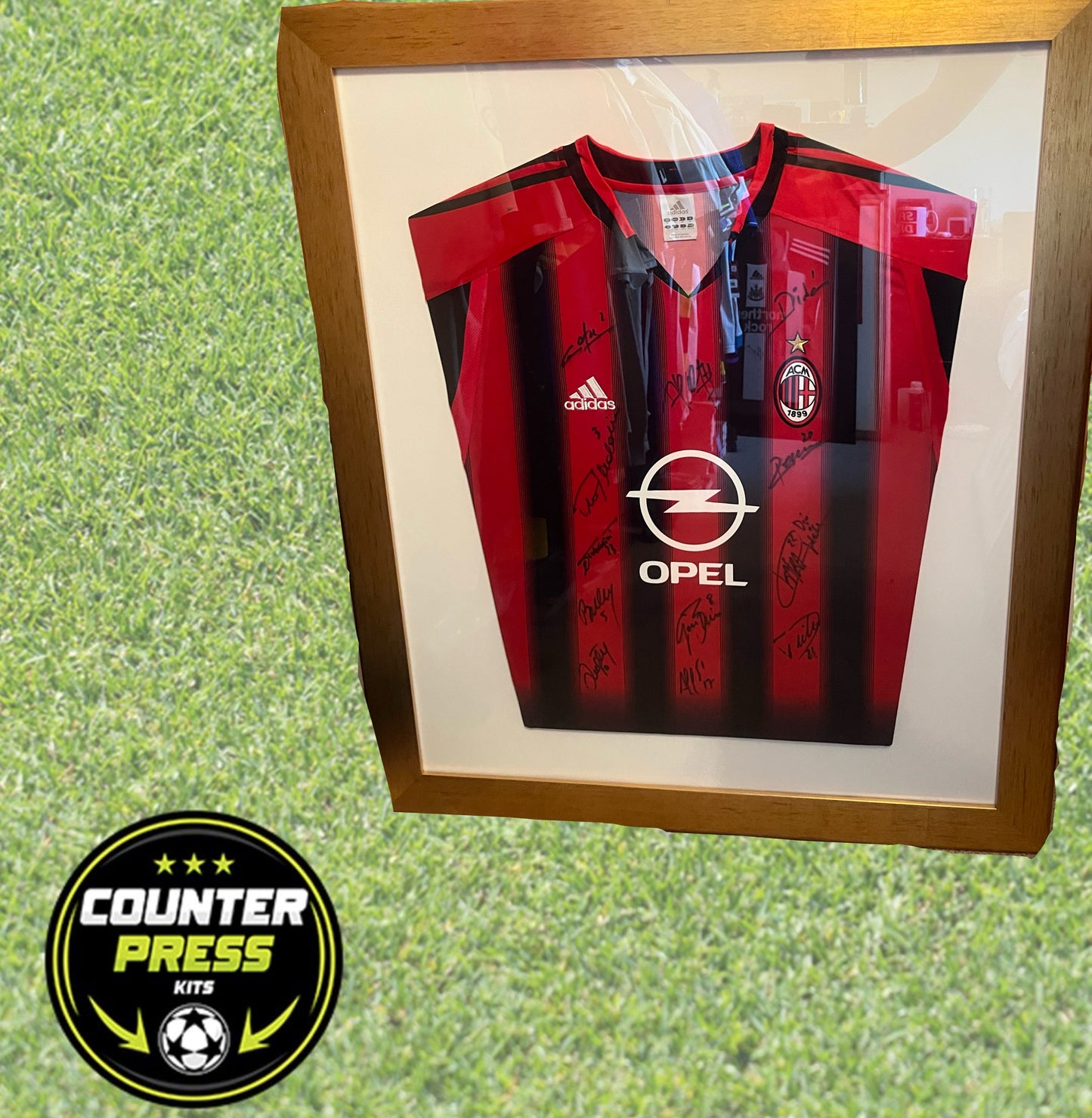 AC Milan 2004/2005 Home Football Shirt Extra Large - Squad Signed + Framed