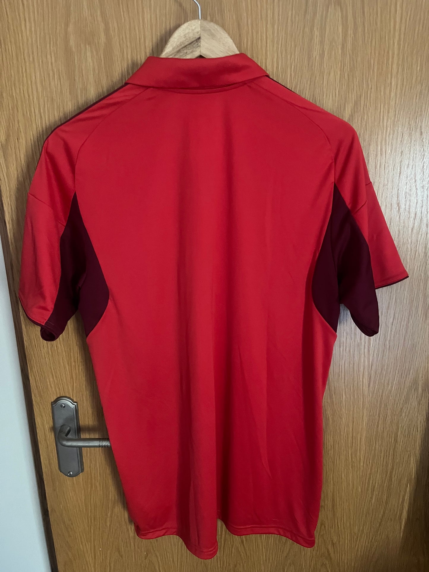 Aberdeen 2025/2026 Home Football Shirt Large - BNWT - Squad Signed