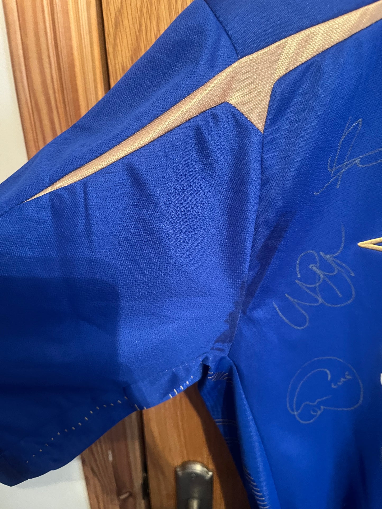 Chelsea 2005/2006 Home Football Shirt Extra Large - Squad Signed