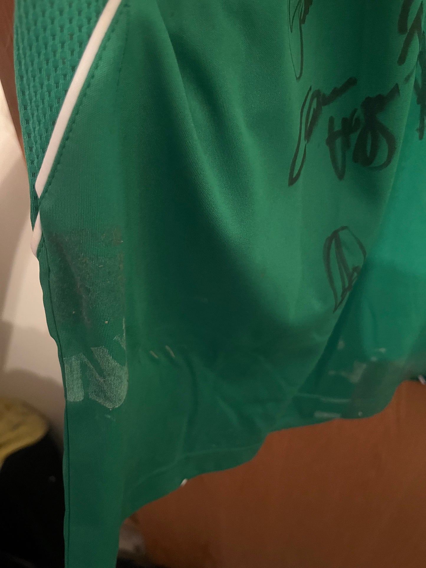 Hibernian Edinburgh 2004/2005 Home Football Shirt Extra Large - Squad Signed