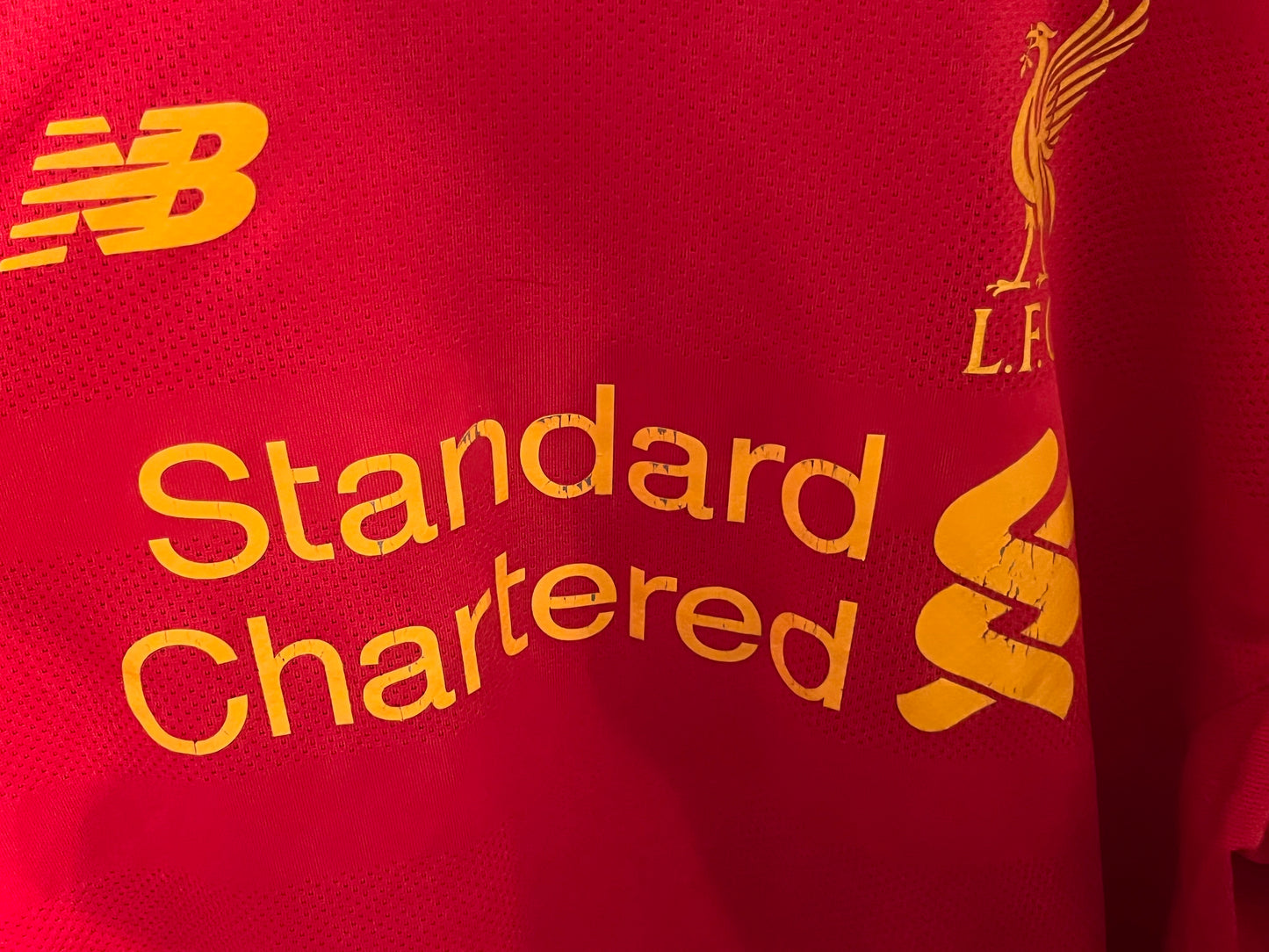 Liverpool 2016/2017 Home Football Shirt Extra Large - Long Sleeve