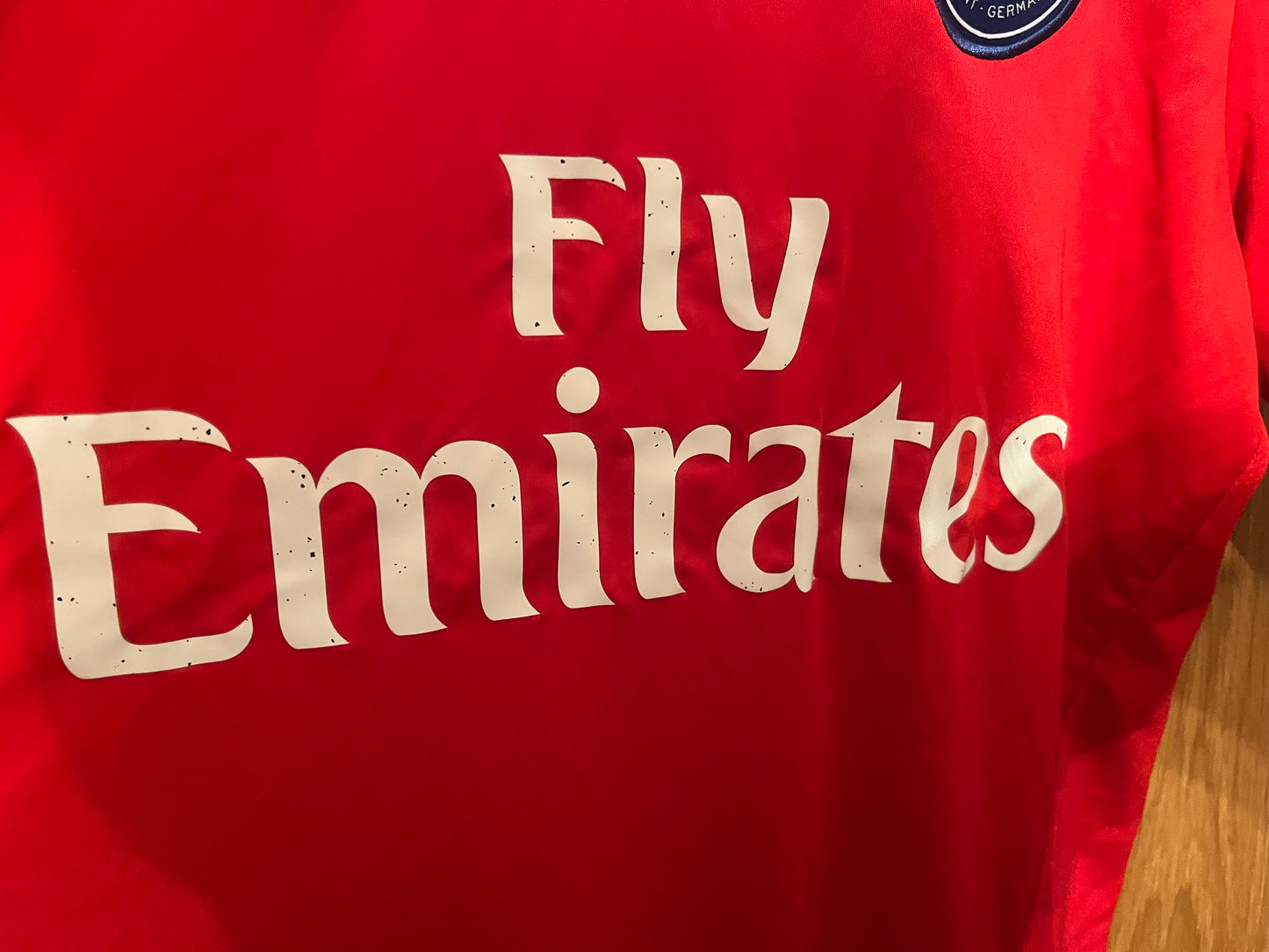 Paris Saint Germain 2013/2014 Training Football Shirt Medium