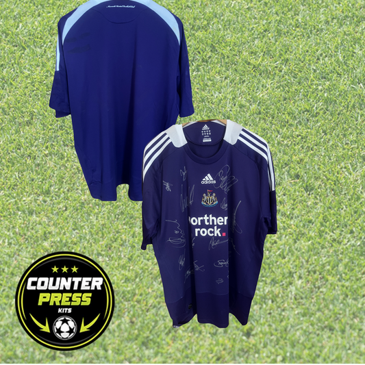 Newcastle United 2008/2009 Away Football Shirt Extra Large - Squad Signed