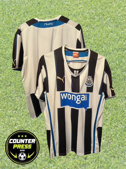 Newcastle United 2013/2014 Home Football Shirt Large